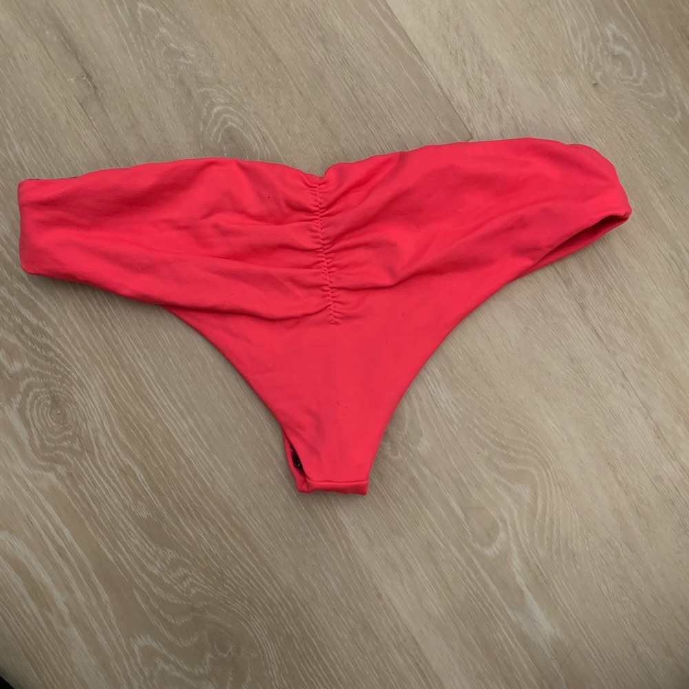 Reversible bathing suit bottoms